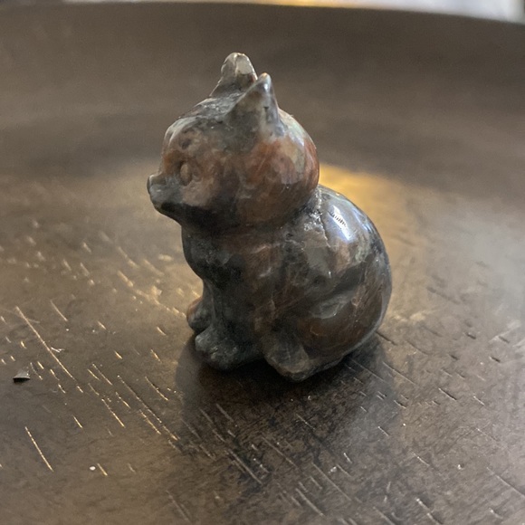 Stone Carved cat figurine - Picture 3 of 3